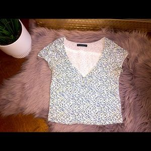 brandy melville flower scrunch top